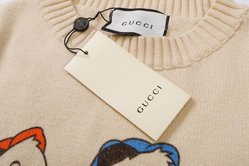 Gucci Sweaters